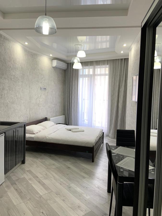 Миконос 1 Apartment Odesa Exterior photo